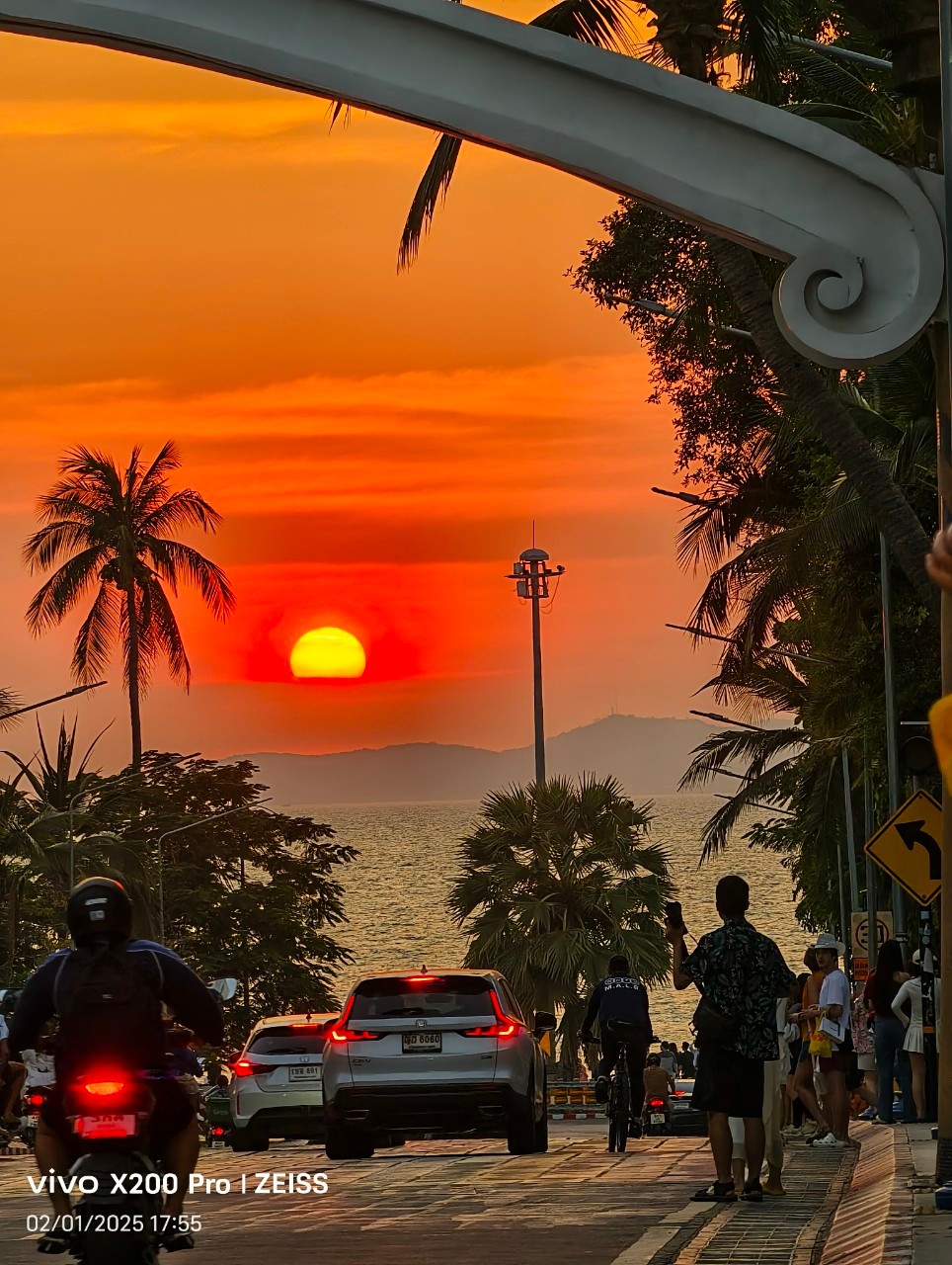 Sunset On Pattaya Beach. image